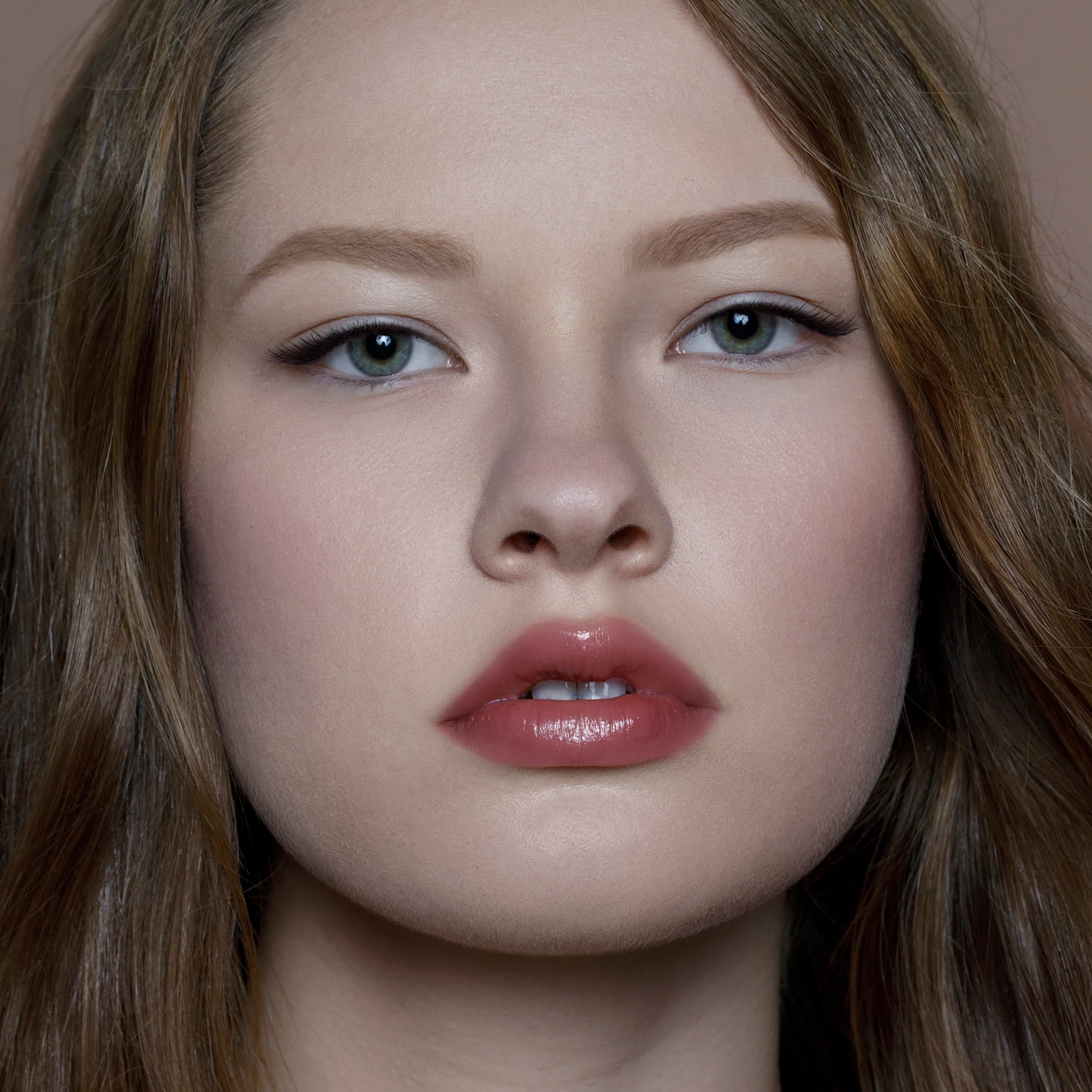 3 Drop Weightless Serum Foundation - Image 103