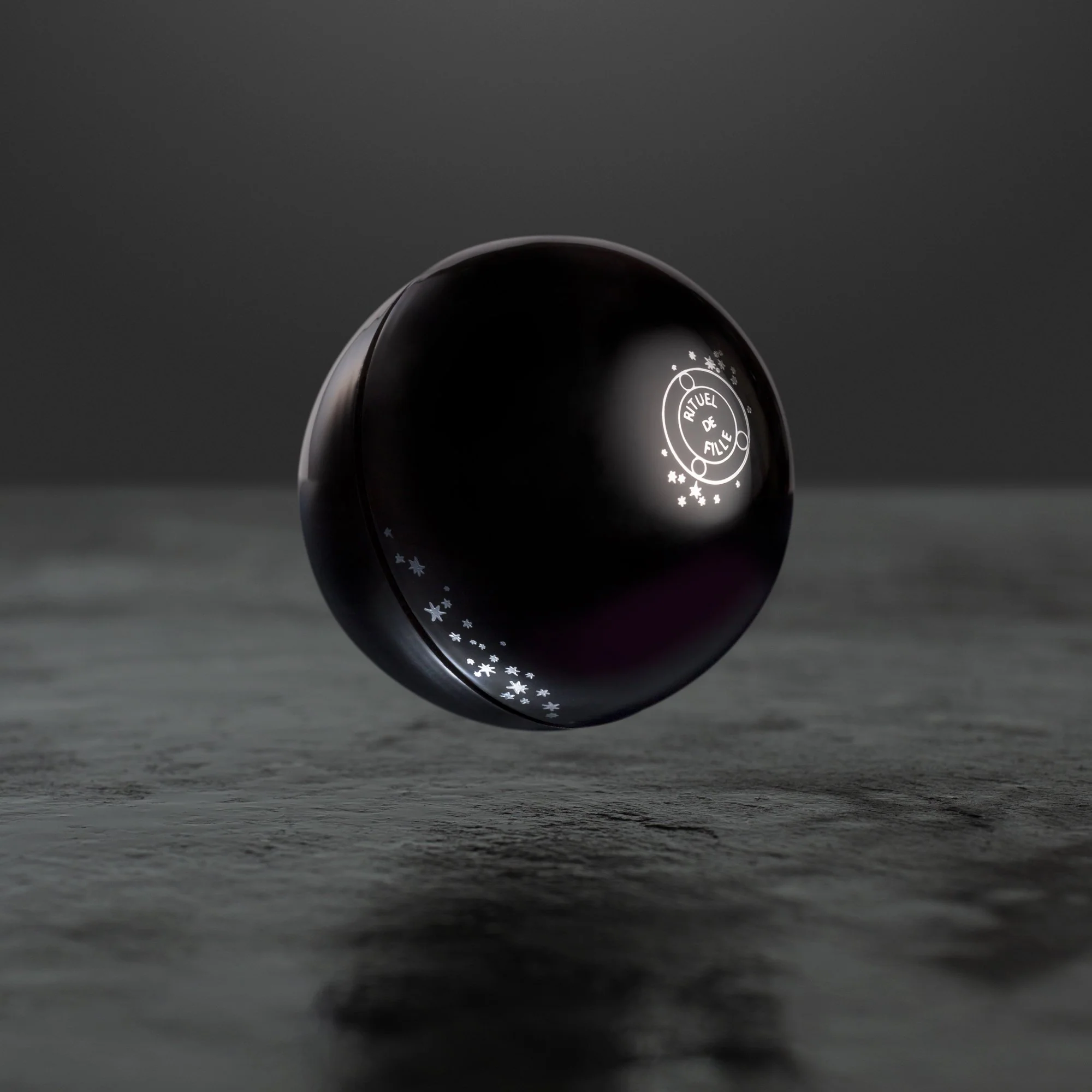 Color Set: The Black Orb Enigmatic Kohl Eyeliner Duo (Abyss + Iron) - Image 9