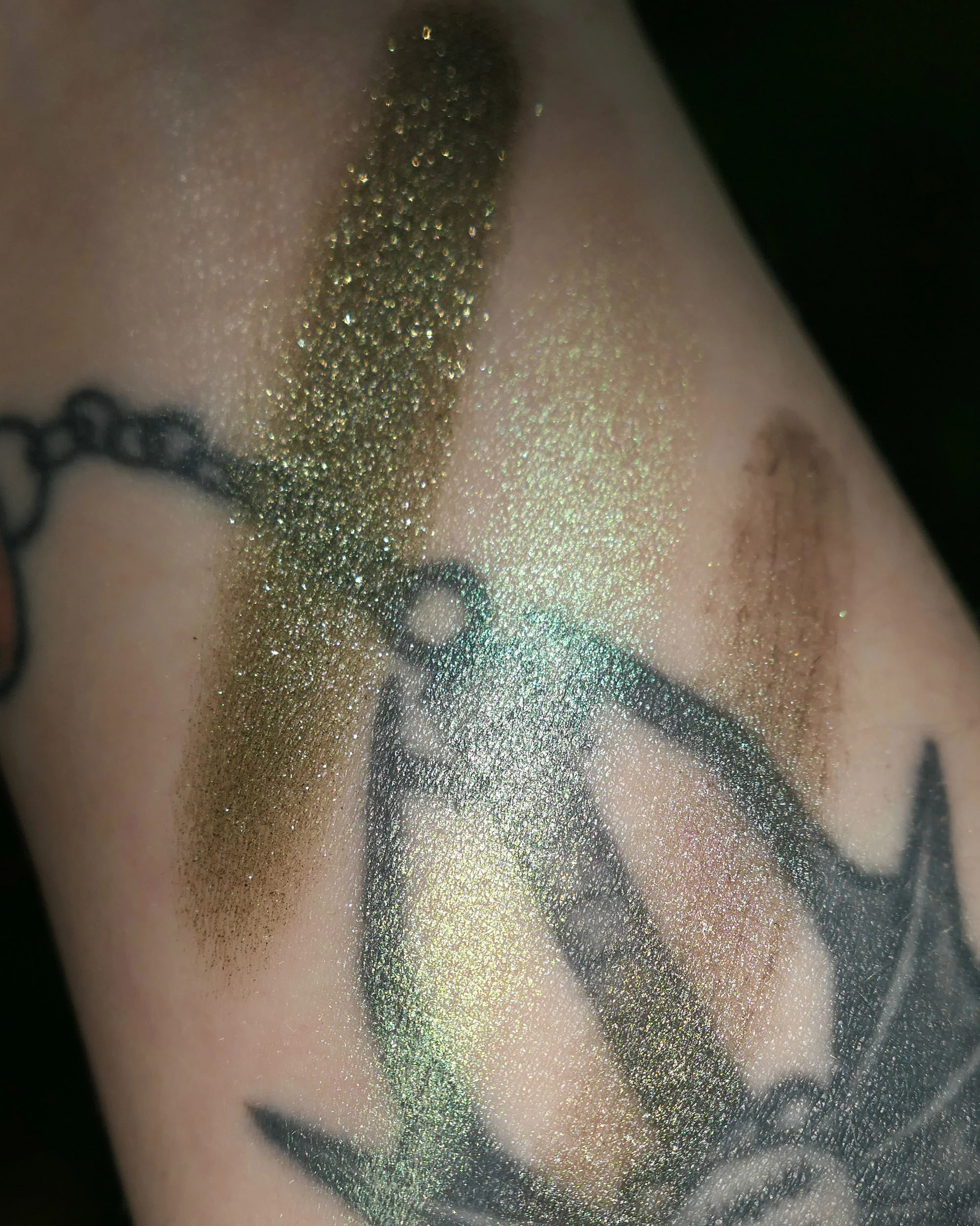Rare Light Crème Luminizer: Borealis - Image 5
