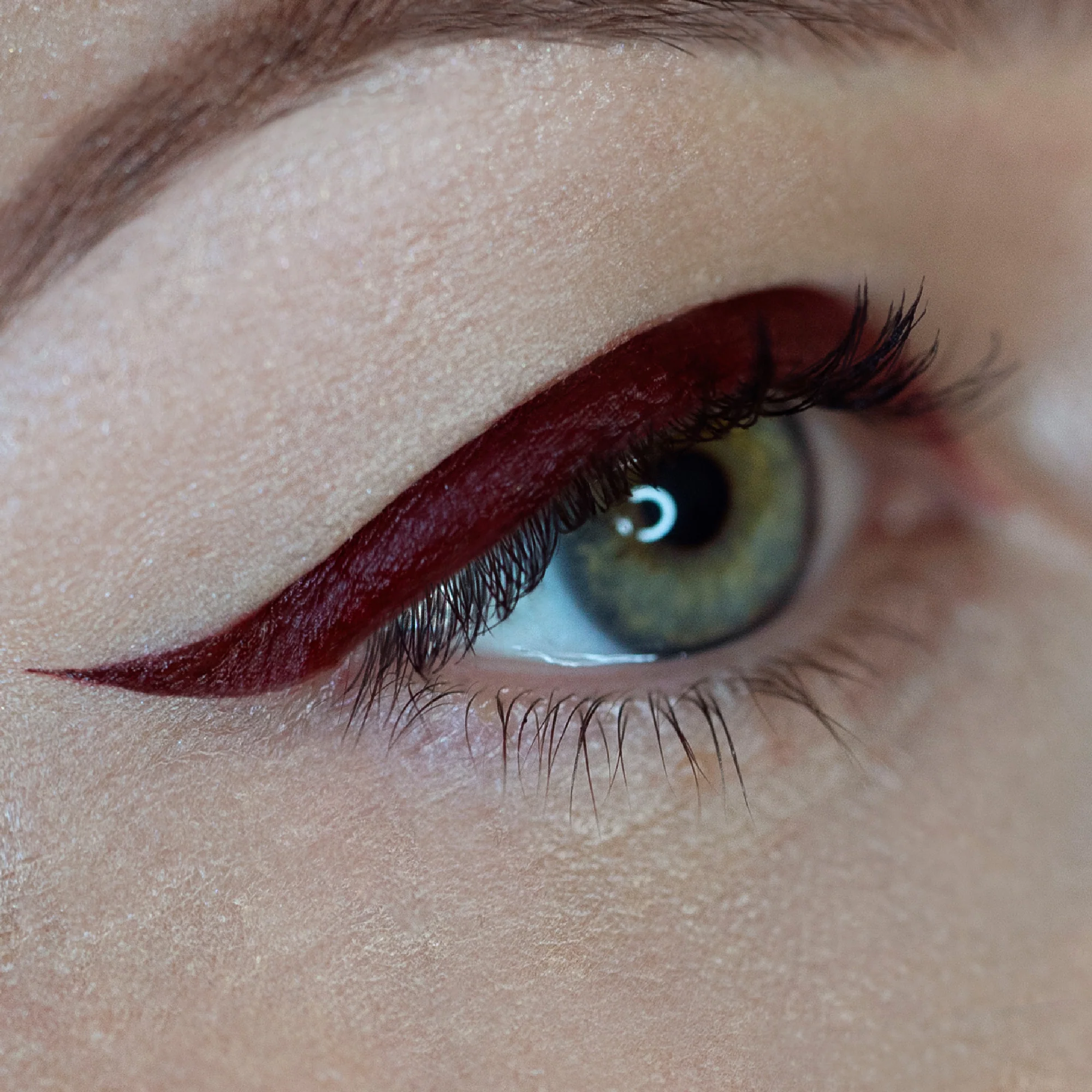 The Black Orb Enigmatic Kohl Eyeliner: Iron - Image 8
