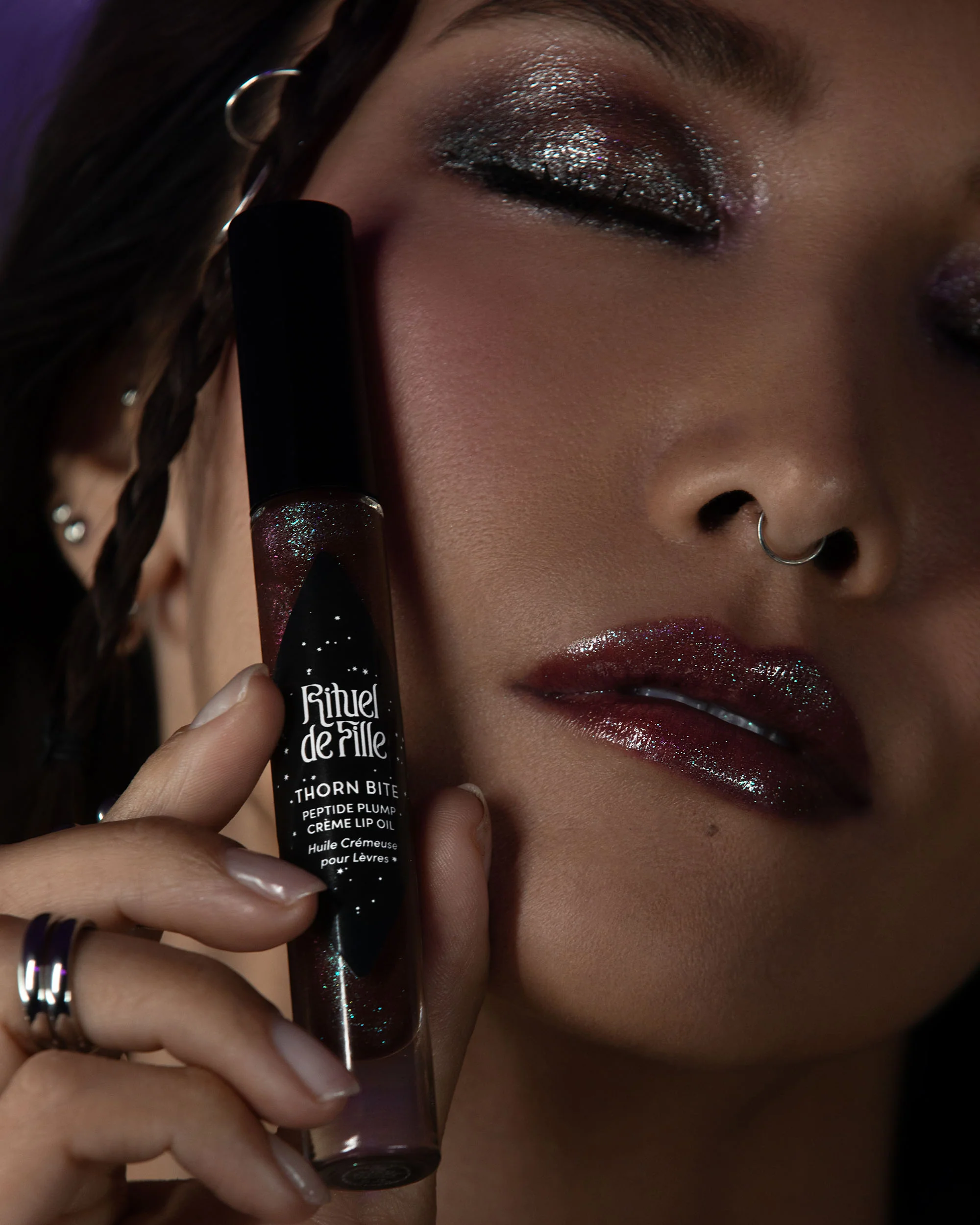Thorn Bite Peptide Plump Crème Lip Oil: Midnight Glow - Image 2