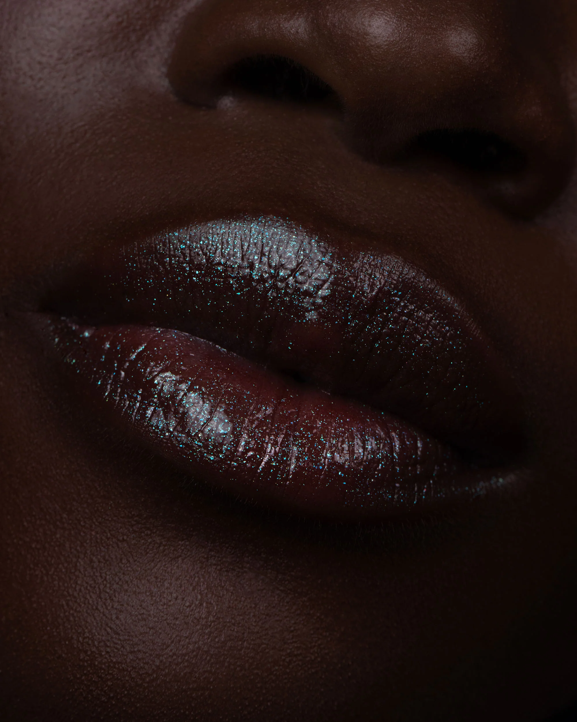 Thorn Bite Peptide Plump Crème Lip Oil: Midnight Glow - Image 3