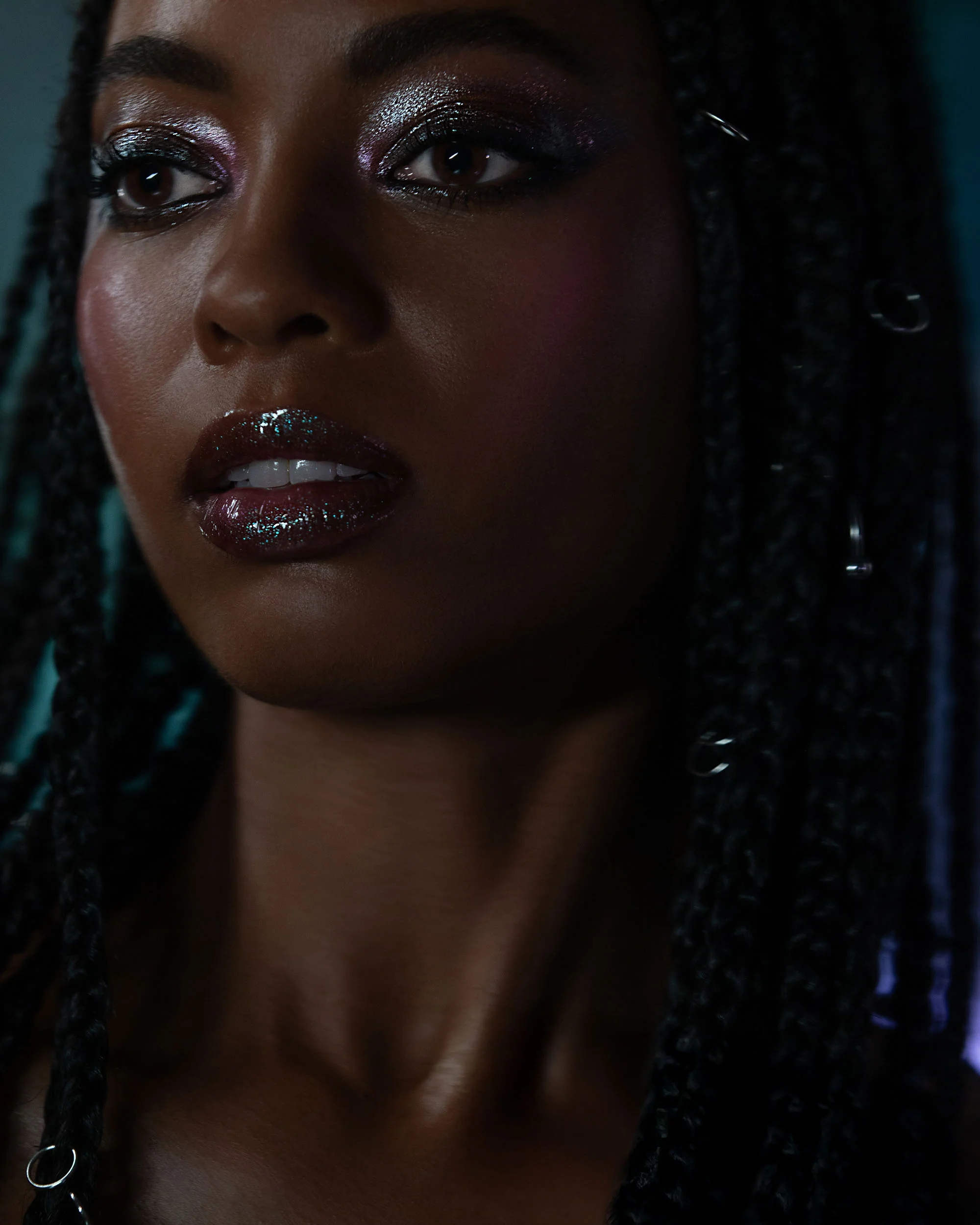 Thorn Bite Peptide Plump Crème Lip Oil: Midnight Glow - Image 4