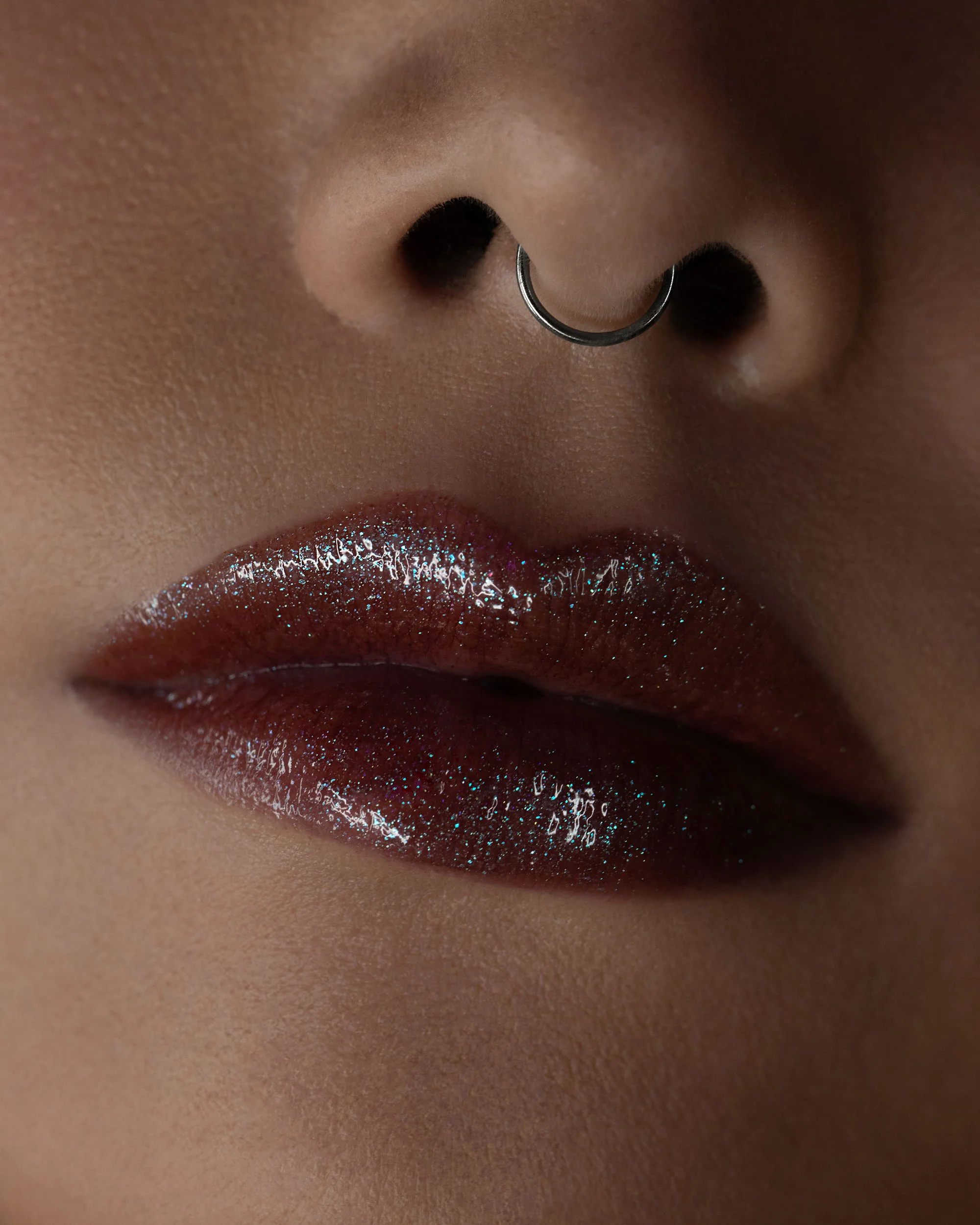 Thorn Bite Peptide Plump Crème Lip Oil: Midnight Glow - Image 9