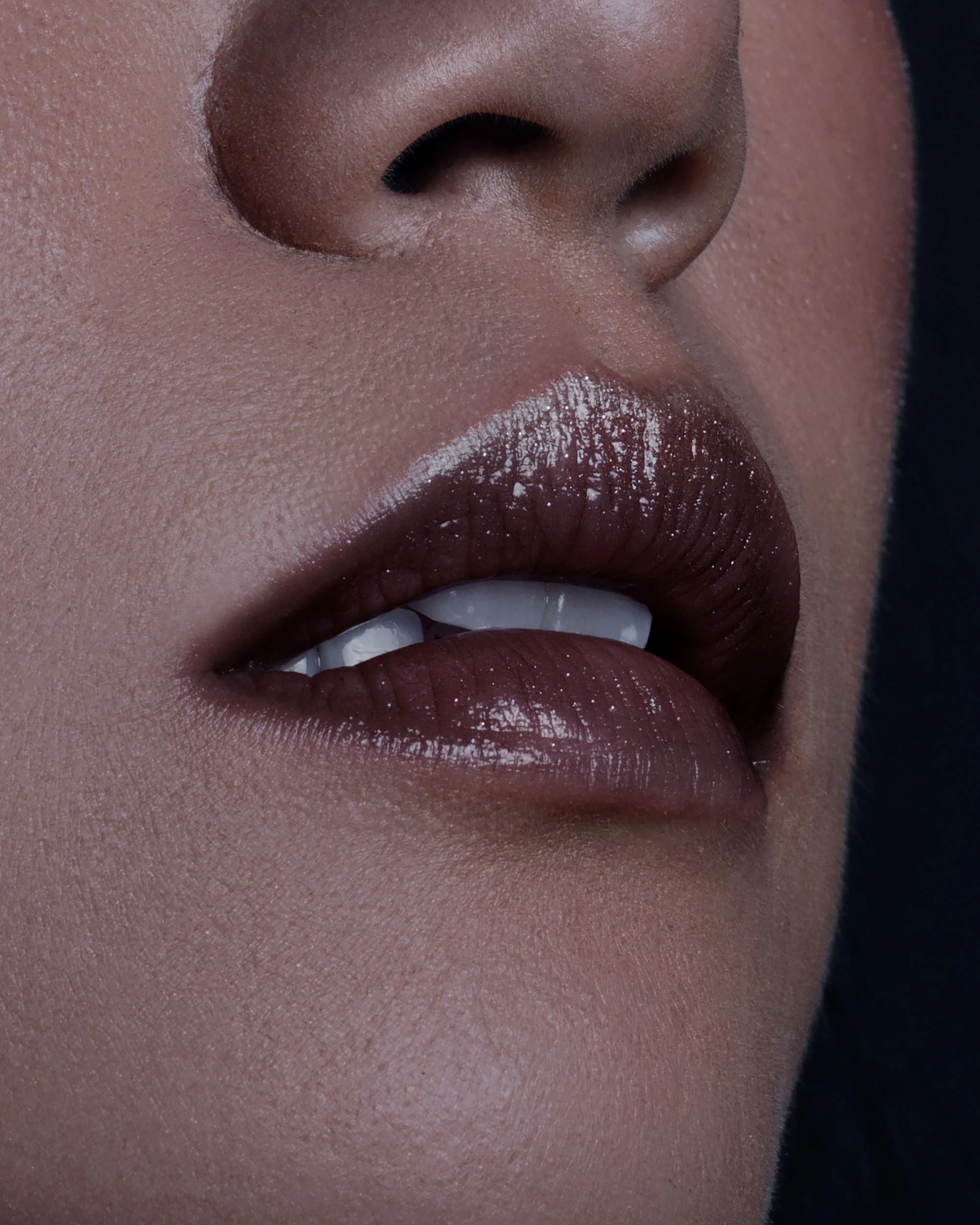 Thorn Bite Peptide Plump Crème Lip Oil: Night Thorn - Image 2